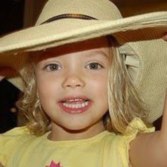 Meet your Posher, Teasie - Picture 1 of 1